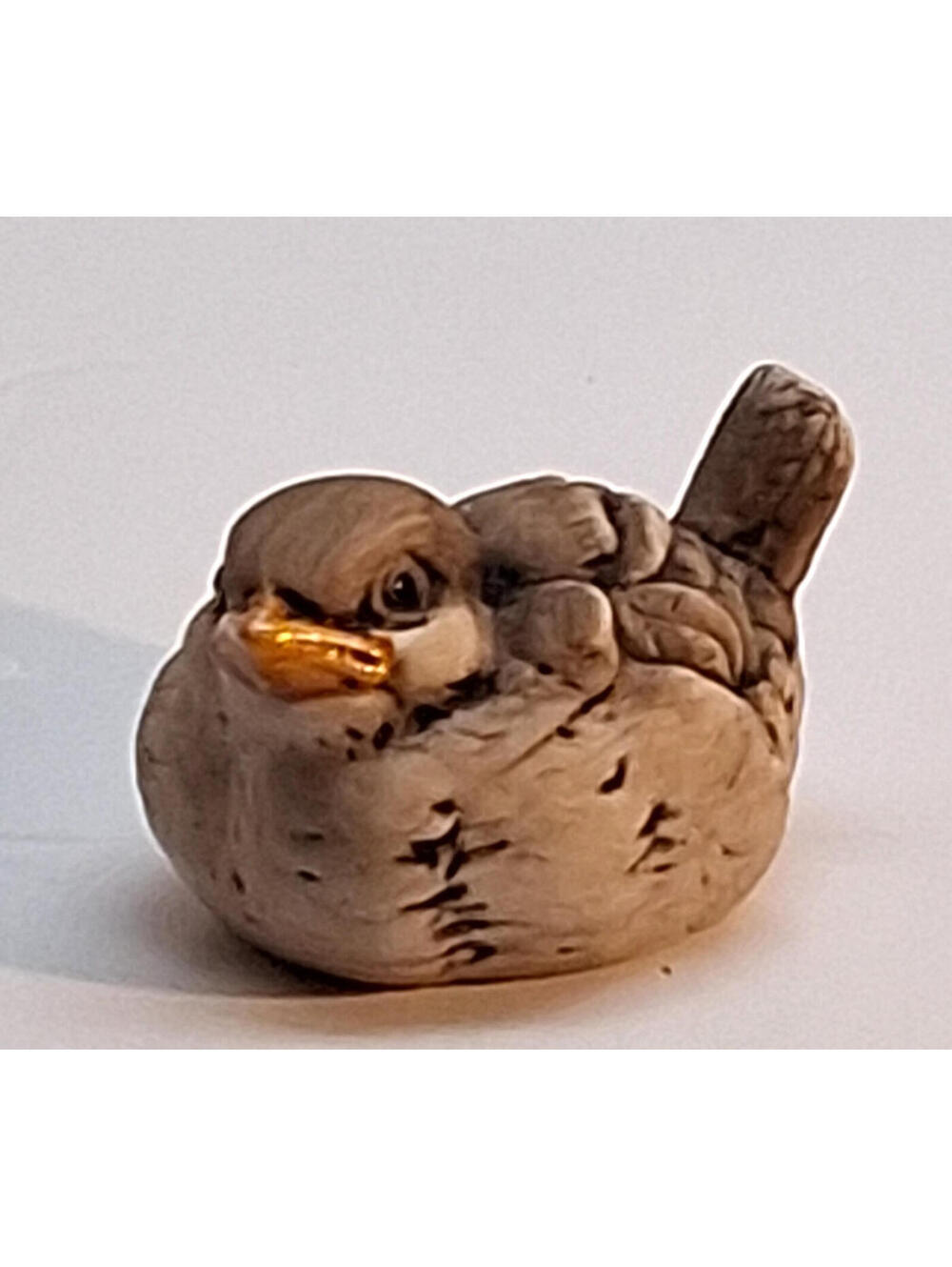 Vintage Chubby SPARRO Ceramic Brown Bird Figurine Made In Taiwan 3" Long